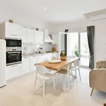 Tenuta San Giovanni - Private Pool أوستوني